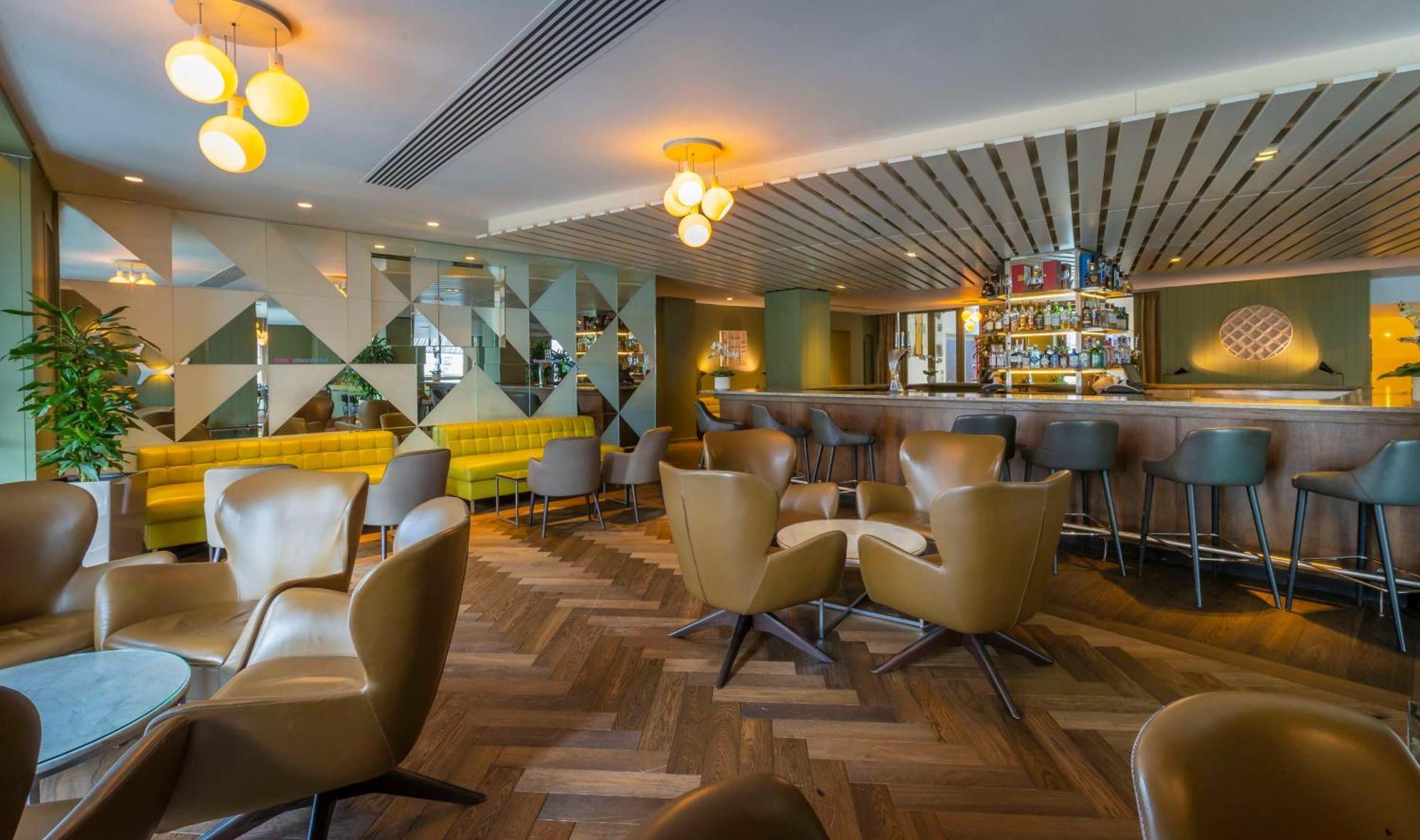 The Morrison Dublin, Curio Collection By Hilton Hotel Kültér fotó The interior of the lounge